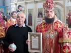  Борисоглебский  епископ вручил благодарность фермеру 