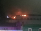 Старинное здание техникума  загорелось ночью в Новохоперске