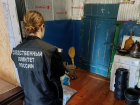 Труп женщины с ножевыми ранениями обнаружили в машине в Грибановском районе