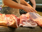 На Борисоглебском рынке сняли запрет на торговлю свининой