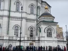 Огромная очередь выстроилась у главного храма Воронежской области