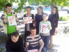 Члены Борисоглебского объединения инвалидов "Равенство" нарисовали открытки к 9 Мая