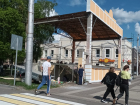 Кипит работа: в центре Борисоглебска наводят праздничный марафет