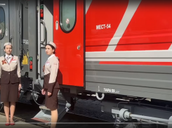 Губернатор Воронежской области осмотрел новые вагоны поезда до Москвы