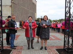 В селе Алешки Терновского района открыли сквер