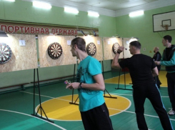 Борисоглебские спортсмены в День народного единства взялись за дротики