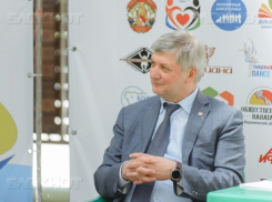 Гусев пообещал в четыре раза увеличить поддержку НКО