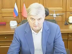 Пока губернатор молчит: проверить обоснование повышения тарифов ЖКХ попросили прокурора Воронежской области 