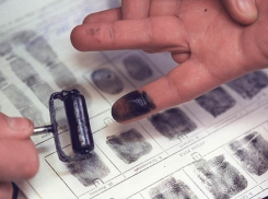 Жителям Воронежской области предлагают оставить свои отпечатки пальцев в базе МВД. На всякий случай