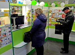 Фармацевтов, навязывающих лекарства покупателям, предложили наказывать