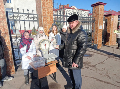 На ул. Первомайской г. Борисоглебска прошла акция «Блокадный хлеб»