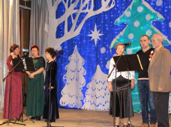 На благотворительном концерте в Грибановке на ремонт храма собрали 45 тысяч рублей