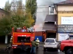 Тушение пожара сняли на видео в центре Борисоглебска
