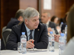 Губернатор Воронежской области похвастался помощью бизнесу в ковидный год