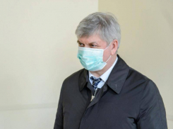 Губернатор Гусев «продумывает решения», пока коронавирус накрывает Воронежскую область