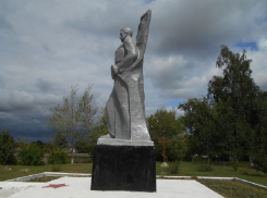 В грибановской Васильевке отремонтируют памятник погибшим землякам в годы Войны