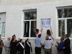 В Поворинском районе установили памятный знак поэту-земляку 