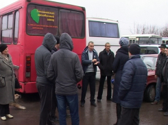 В Борисоглебске водители пассажирских автобусов отказались выходить в рейсы