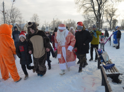 Костюмированный новогодний забег прошел в Борисоглебске