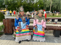 Народные гуляния организовали в день Святой Троицы в Новохоперском районе