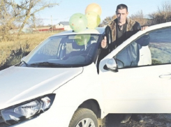 Механизатору из Грибановского района подарили автомобиль