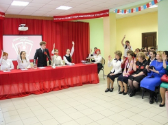 К 100-летию комсомола в Борисоглебске необычно открыли тематическую экспозицию