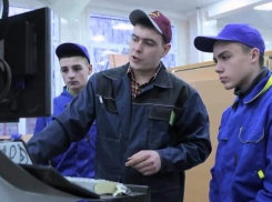 Большинство 9-классников в 2018 году предпочли продолжить учебу в учреждениях СПО