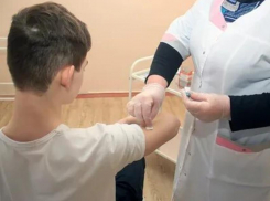  «Ослабленная» вакцина для подростков поступила в Воронежскую область