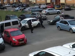 Опубликовано видео спецоперации по задержанию молодых наркобаронов в Воронеже