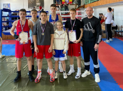 На турнире в честь Дня защитника Отечества борисоглебские боксеры одержали ряд побед