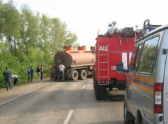 В Грибановском районе произошло ДТП с бензовозом