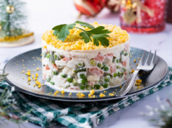 Жителей Воронежской области предупредили об опасности пищевых отравлений в праздники