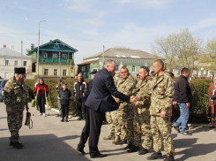 Казаков Новохоперского района торжественно проводили в зону СВО