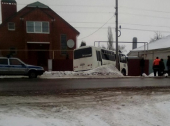В Борисоглебске во время ДТП с ритуальным автобусом погиб водитель