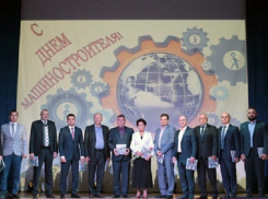 В Борисоглебске День машиностроителя отметили праздничным концертом