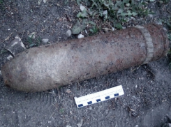 Подростки из Грибановского района нашли в карьере артиллерийский снаряд