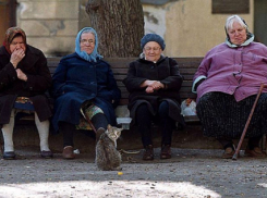 За полгода в России стало на 4% меньше счастливых людей