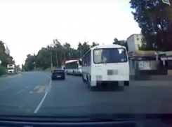 Водитель автобуса умудрился за 10 минут сделать 8 нарушений  ПДД и попасть на видео 
