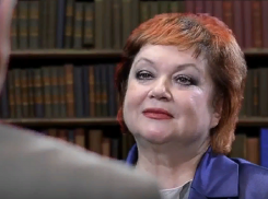 Вера Суровцева рассказала о любви, счастье и цунами в программе Станислава Гладыша 