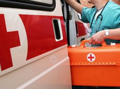 Работнику КФХ в Борисоглебском округе сильно повредило глаз при взрыве аккумулятора