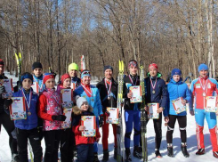 Лыжня среди подснежников: в Борисоглебске закрыли зимний спортивный сезон