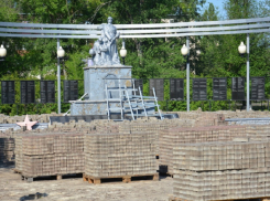 В Поворино реконструируют мемориал погибшим в годы Великой Отечественной войны