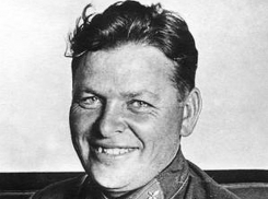 115 лет назад родился легендарный летчик, учившийся в Борисоглебске