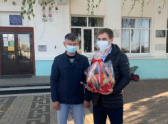 Многодетному отцу из Борисоглебска достался подарок от депутата 