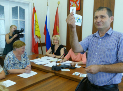 В Борисоглебске прошла жеребьевка по распределению в бюллетень политических партий