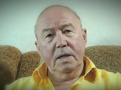 Борисоглебский депутат Геннадий Артемьев спел про осень