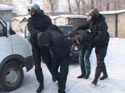 Воронежские силовики задержали бандитов из ОПГ, «кошмаривших» предпринимателей региона