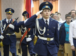 В Борисоглебске старшеклассников «поставили под ружье»