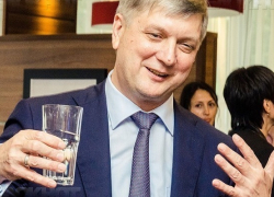 Главе Воронежской области Александру Гусеву исполнилось 55 лет