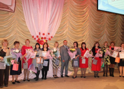 60 педагогов Грибановского района получили грамоты и благодарности Министерства образования, правительства области и администрации района